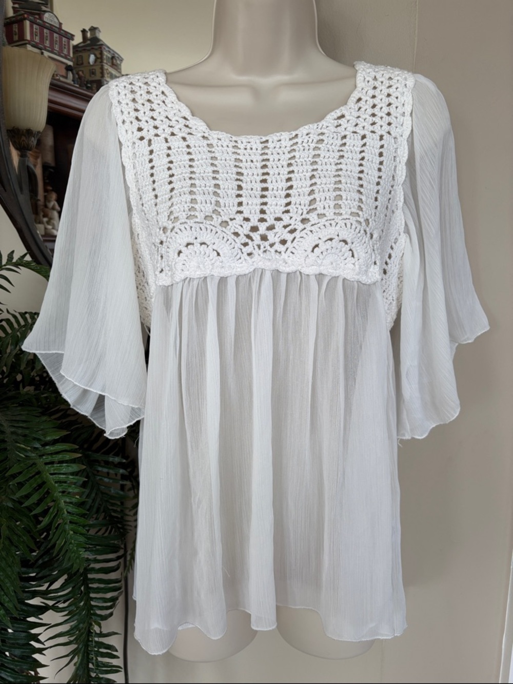 Dress Barn White Crochet Yoke Flutter Sleeve Blouse Open Knit Sheer Flowy Boho